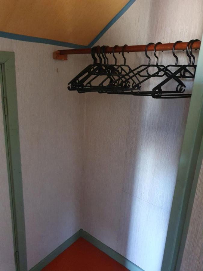 Hela Boendet Uthyres Överlida Esterno foto