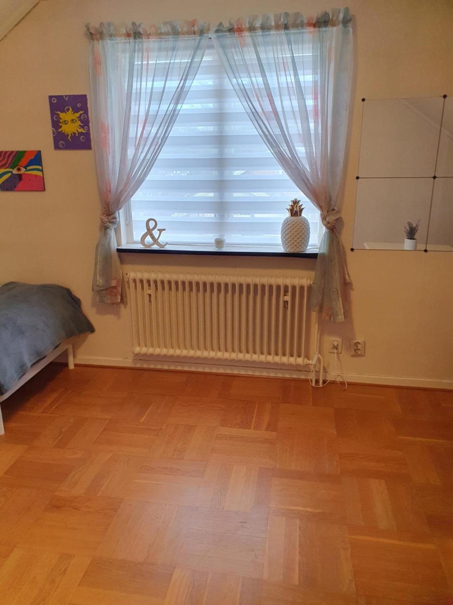 Hela Boendet Uthyres Överlida Esterno foto